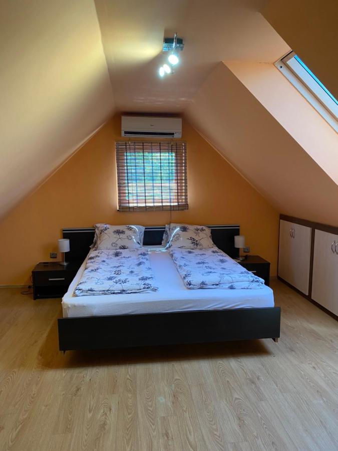 Diofa Apartman Шіофок Екстер'єр фото